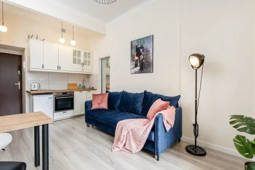 Charlie Apartment City Center