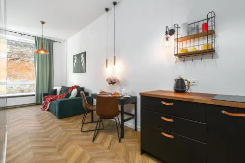 Close-Golden Apartments in Warsaw - Stylish and Cozy Studio - Ząbkowska A