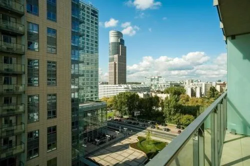 Close-Urban Chic - One Bedroom Apartment - Luxury Warsaw Stays - Platinum Towers