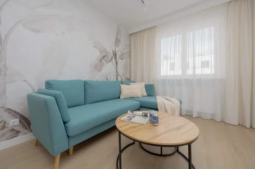 Cosy Air-Conditioned Apartment with Parking in the Garage by Renters Prestige