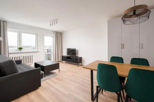 Elbląska Modern Apartment by BookingHost
