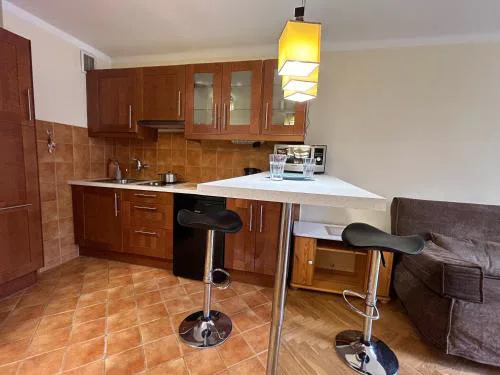 Eleven Apartment ONZ