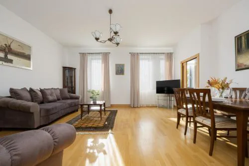Family Apartment with Parking Mokotów Warsaw by Noclegi Renters