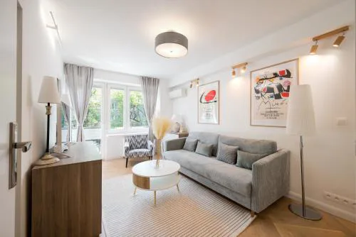 Hoża 40 Boutique City Apartment by BookingHost