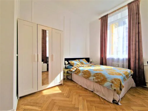 J&W Apartments Świętojańska Rooms