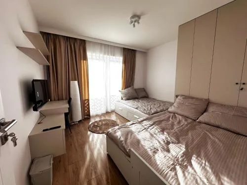 KASKADY Airport modern apartments - close to the airport - 10 min, and city center - 15 min