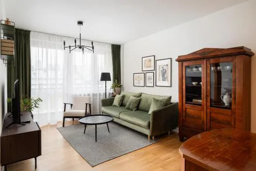 Kopernika City Centre Apartment by BookingHost
