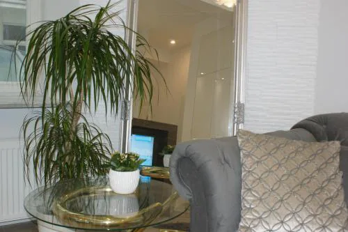 Lovely apartment- Poznanska 16