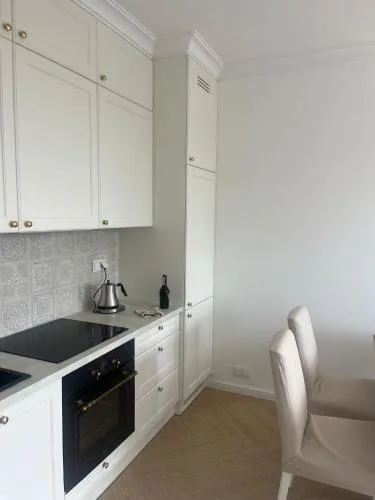 Luksusowy apartament w Parku Skaryszewskim z widokiem na centrum Warszawy