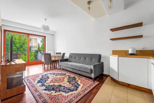 Malborska Metro Kondratowicza Apartment by BookingHost