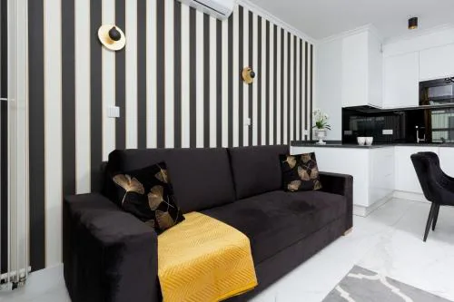 Mennica Residence - City Center Apartments by Noclegi Renters