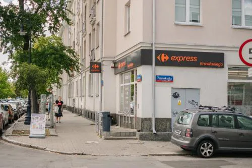 Metro Plac Wilsona Apartment
