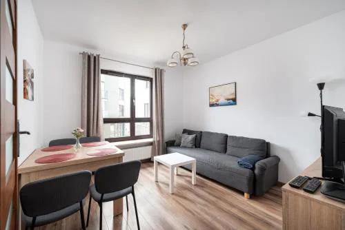Metro Płocka Cosy Apartment by BookingHost