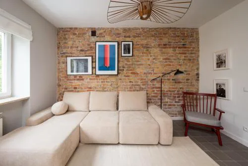 Metro Racławicka Loft Apartment by BookingHost