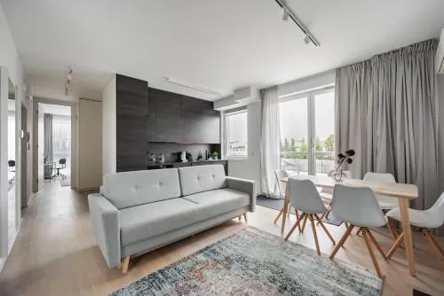 New Praga Urban Modern Apartment by BookingHost