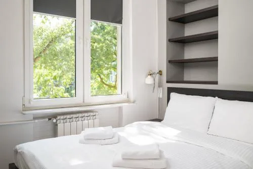 Nowa Praga Comfort Apartment by BookingHost
