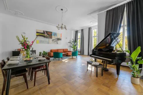oompH Koszyki Luxurious Apartments