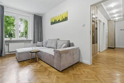 Paryska Bright & Cozy Stay by Solarento