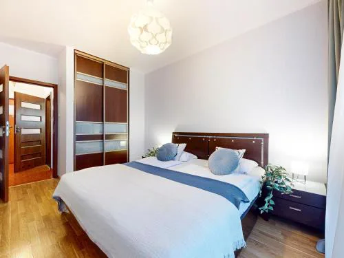 Pineapple Apartment Ochota 3 Rooms, AC, Parking