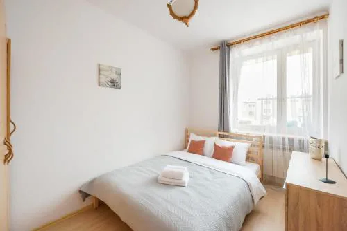 Plac Wilsona Euphony Apartment by BookingHost
