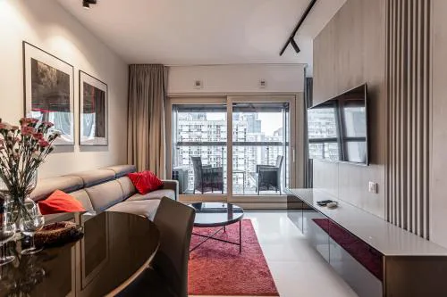 P&O Apartments Mennica Residence VIII