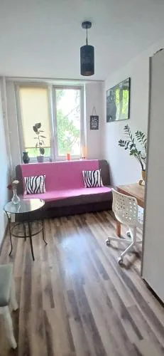 Pokoje przy Parku Bródnowskim w mieszkaniu 2 pokojowym