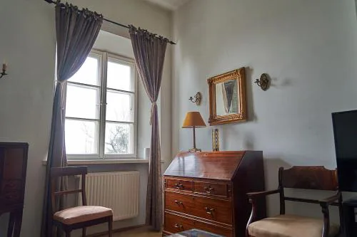 Royal Castle appartment 2 rooms and kitchen 55sqm