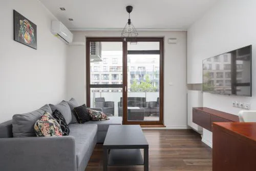 Royal Wilanów Deluxe Apartment by BookingHost