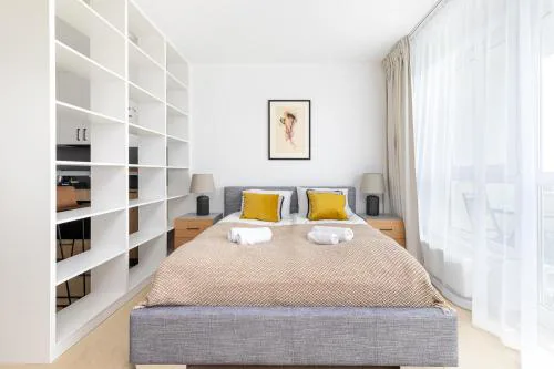 Sierpińskiego 1A - Studio with Balcony & Desk - Remote Work by Noclegi Renters