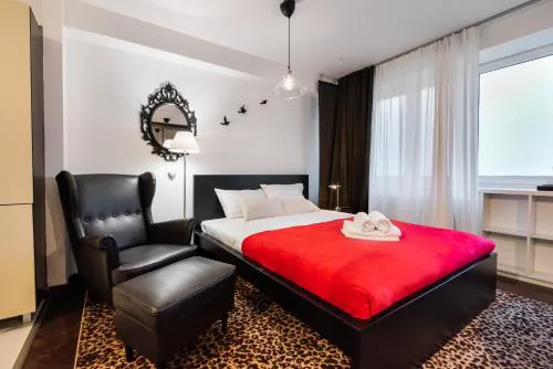 Smolna Romantic 9th Floor Studio by BookingHost