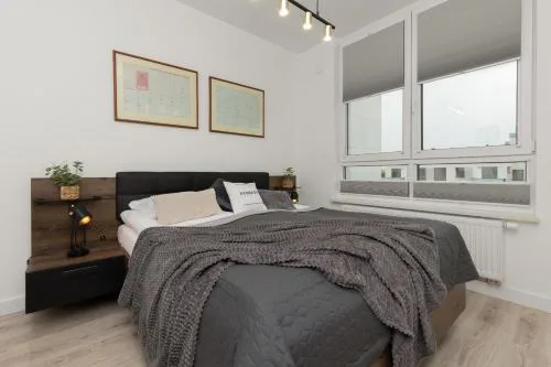 Spacious Apartment with Parking Warsaw Ursus by Renters Prestige
