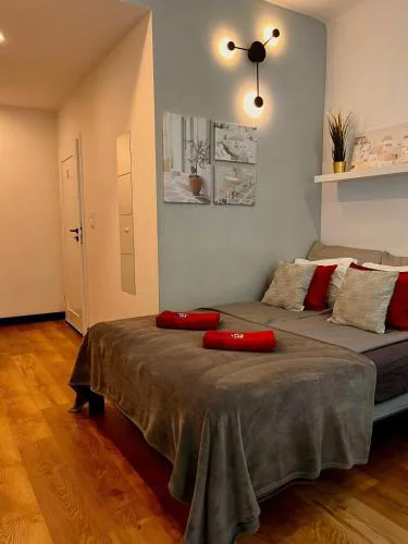 Special 1 Bed room Condo Warszawa Center