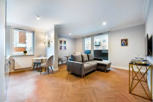 Stara Praga Superior Apartment by BookingHost