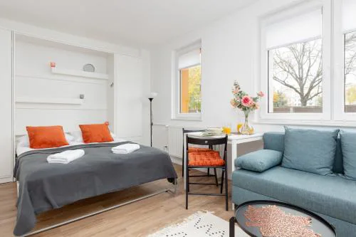 Studio Apartment Ochota Siemieńskiego by Noclegi Renters