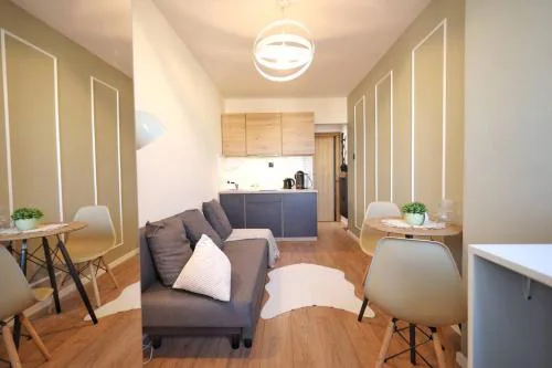 Studio obok metra! Apartmenty Natural