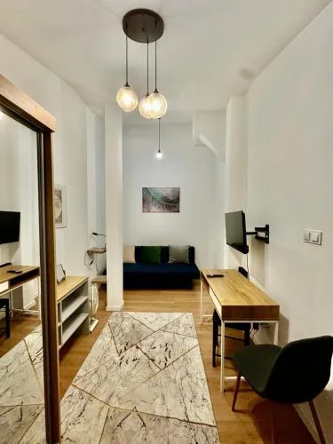 Stylowa Kawalerka z WiFi Praga Mińska 22 Blisko PGE Narodowego