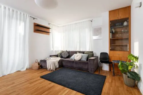Superb Czerska Family Apartment With Parking