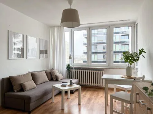 Tangerine Apartment City Center