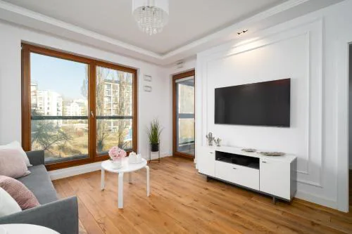 Urban Chic - Large & Stylish, Metro Nearby Grzybowska 85-220