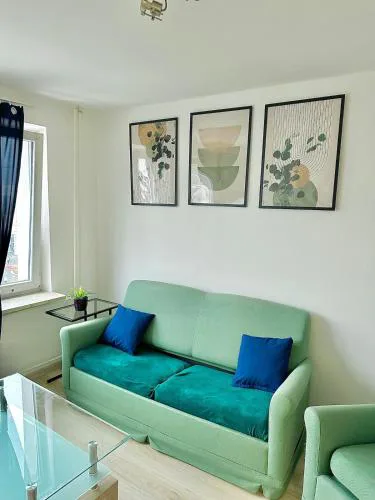 Varsovian Chic - Stylish 2BR in City Center with Balcony & Views