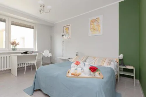 Warsaw Apartment Dolinka Batuty by Noclegi Renters