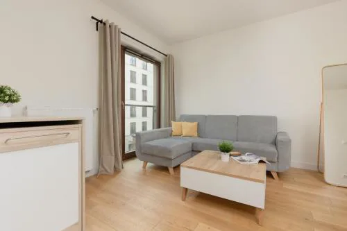 Warsaw Apartment Sierakowskiego by Noclegi Renters