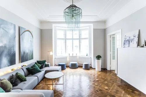 Warsaw Center 110 m2 Spacious and Elegant Apartment