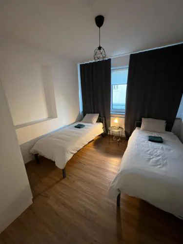 Warsaw City Budget Room 1 #self check-in #essentials included