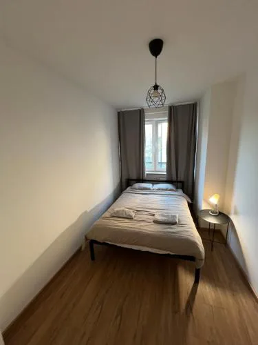 Warsaw City Budget Room 3 #self check-in #essentials included