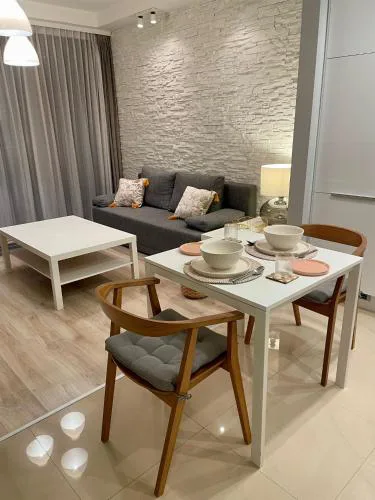 Warsaw City Center Apartment - with Free Parking