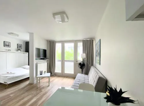 Warsaw Concierge Rondo ONZ
