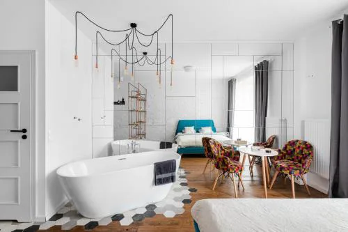 Warszawa Centrum Designerski Apartament z Wanną