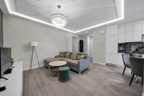 Wola Apartment - 9th Floor, Parking & Balcony - by Rentujemy