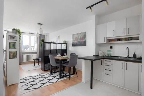 Wola Lavish Apartment by BookingHost
